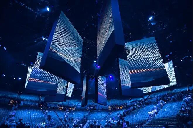 舞美燈光音響師數(shù)名